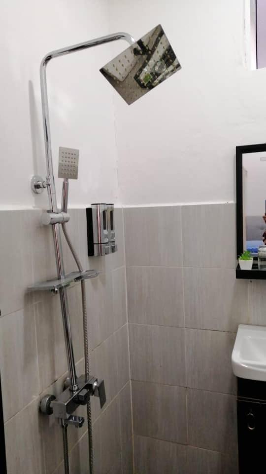 Roomstay Umi Kemasik Exterior foto